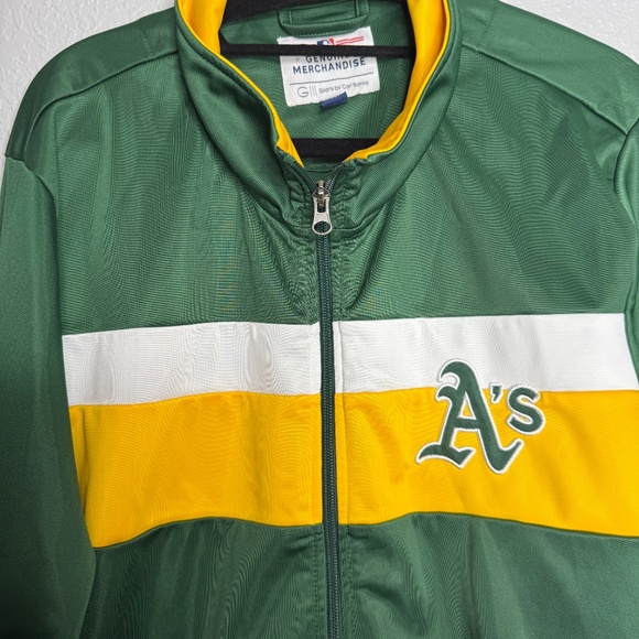 Genuine Merchandise Athletics A's MLB full zipper Jacket Medium - Picture 7 of 7